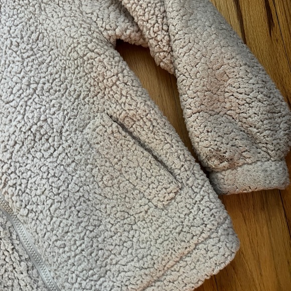 She & Sky Teddy bear Tan Fleece size small - Picture 2 of 4